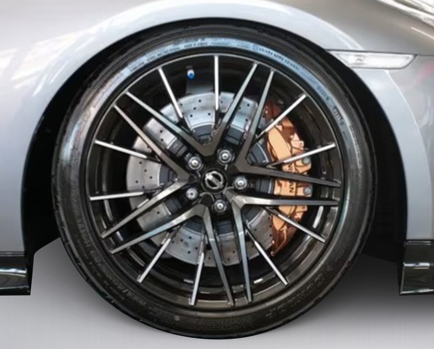 Nissan GT-R - foto 35