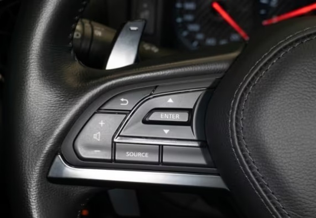 Nissan GT-R - foto 11