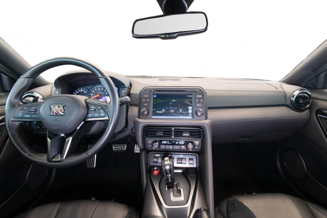 Nissan GT-R - foto 7