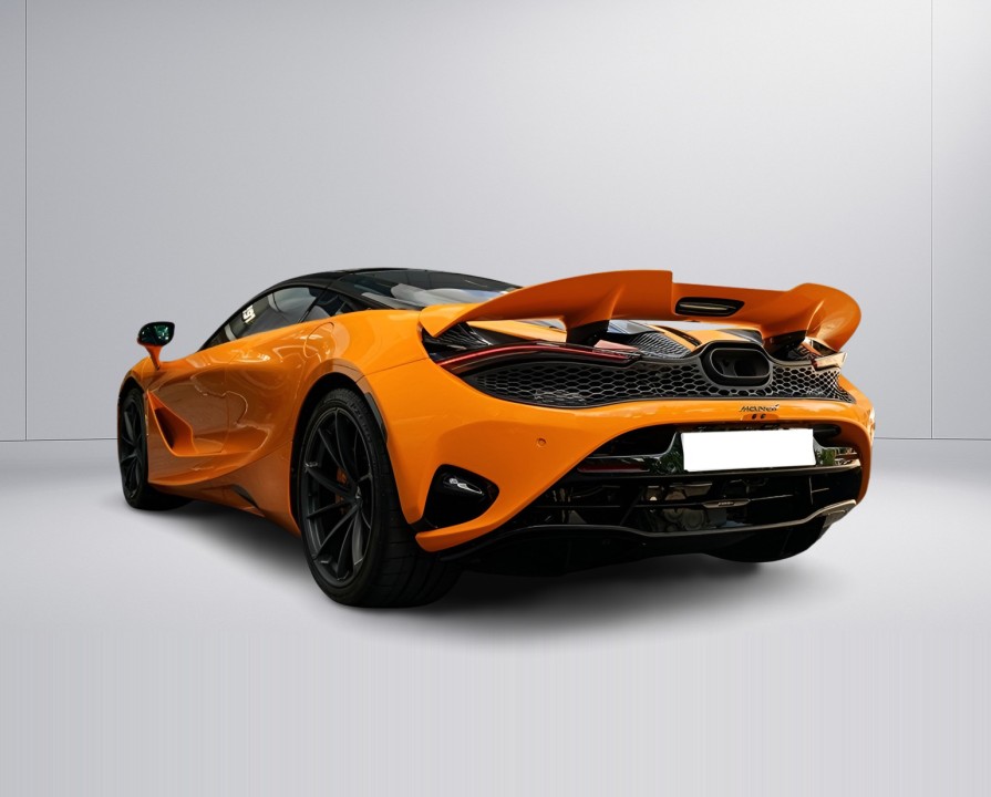 McLaren 750S Coupe (5)