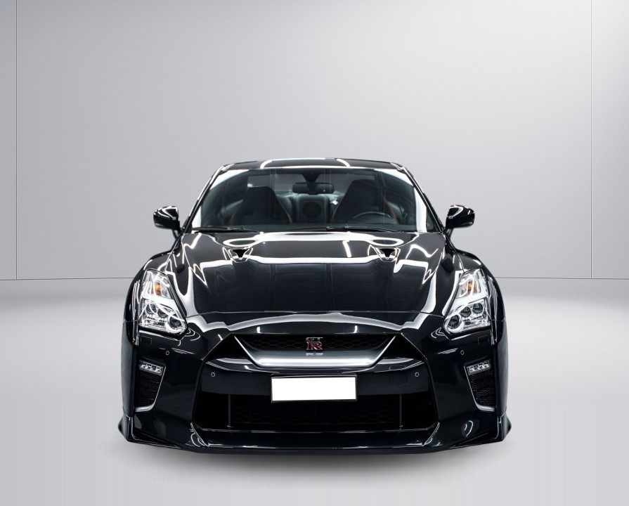 Nissan GT-R (2)