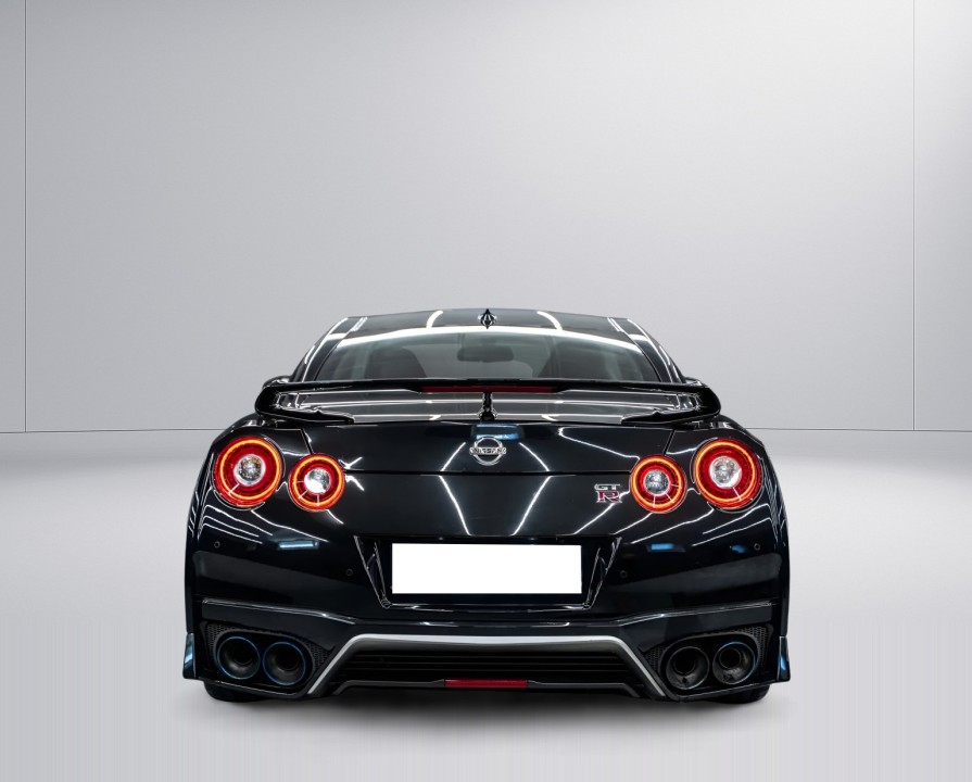 Nissan GT-R (5)