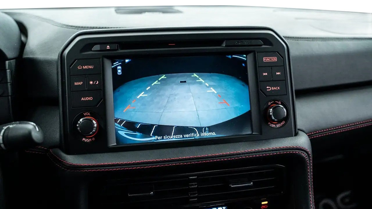 Nissan GT-R - foto 10