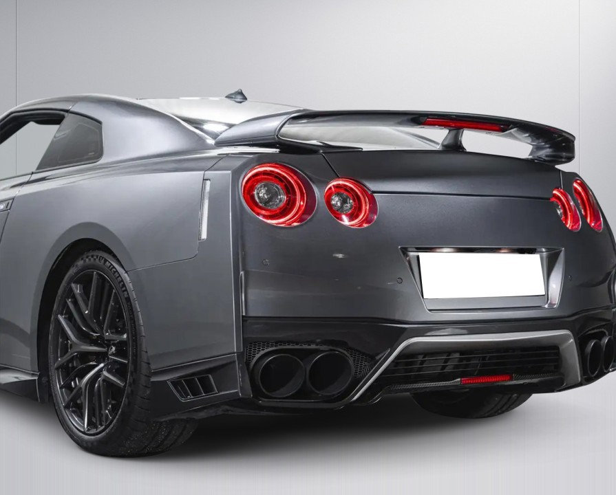 Nissan GT-R - foto 15
