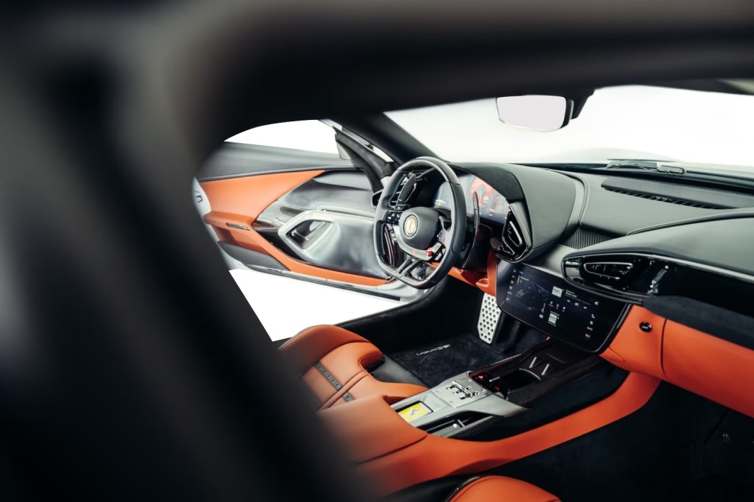 Ferrari 12Cilindri - foto 11