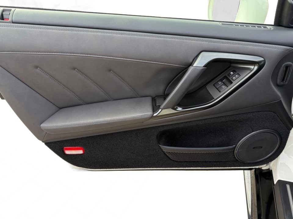 Nissan GT-R Prestige Edition - foto 12