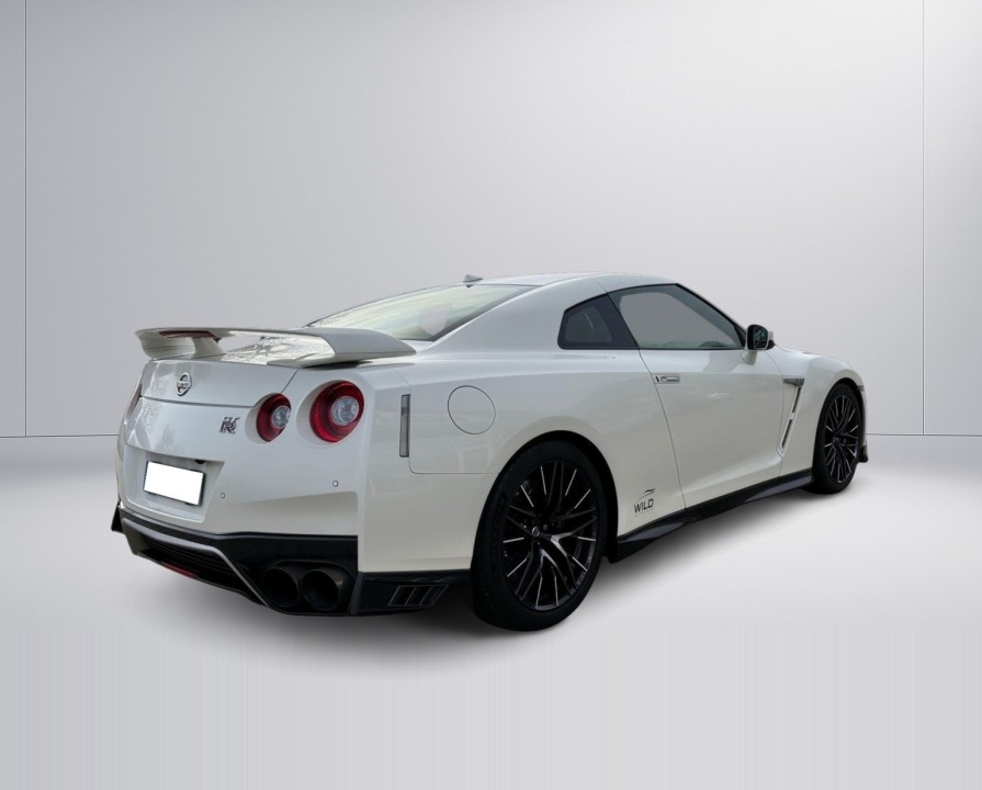 Nissan GT-R Prestige Edition (3)
