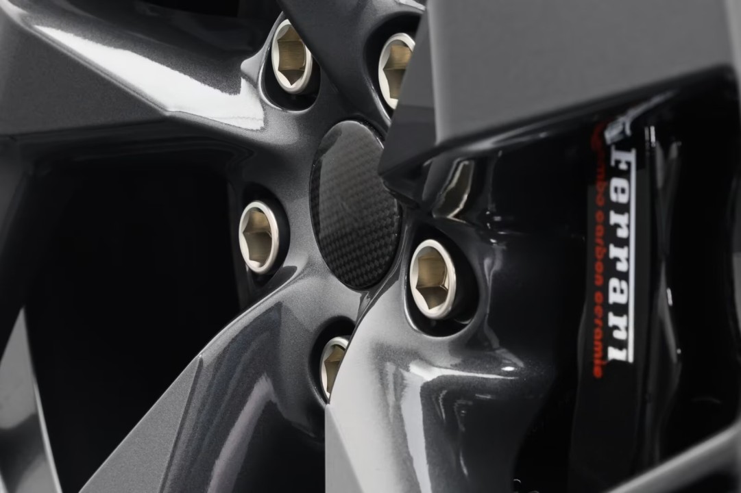 Ferrari 12Cilindri - foto 42