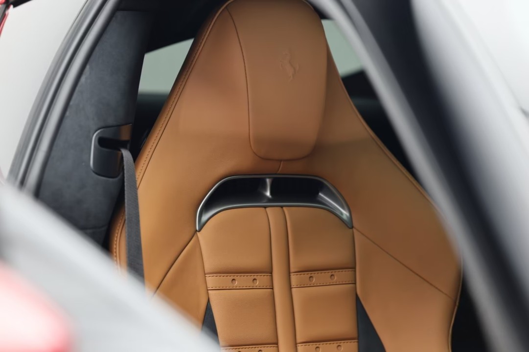 Ferrari 12Cilindri - foto 23