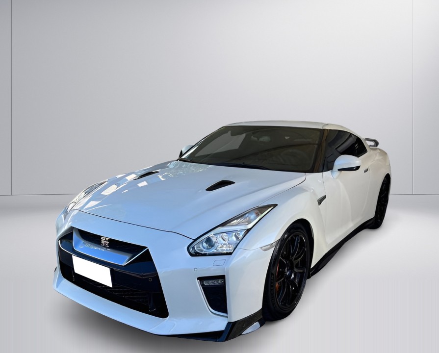 Nissan GT-R (5)