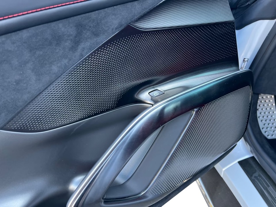 Ferrari 12Cilindri - foto 15