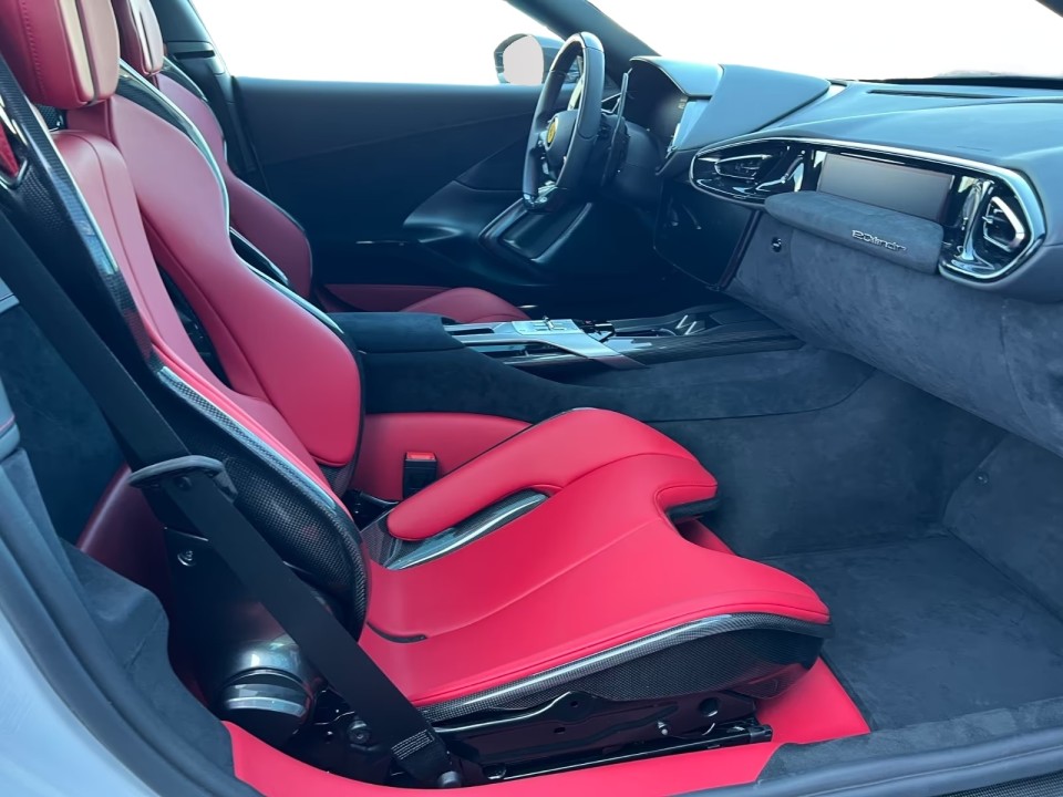 Ferrari 12Cilindri - foto 11