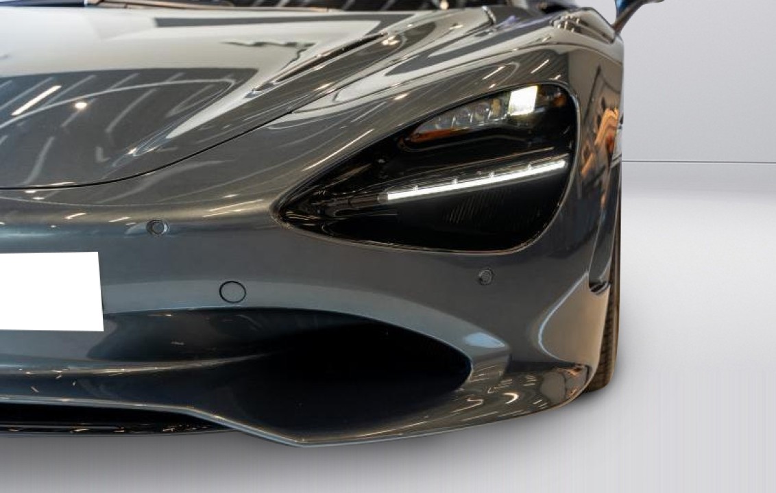 McLaren 750S Coupe - foto 18