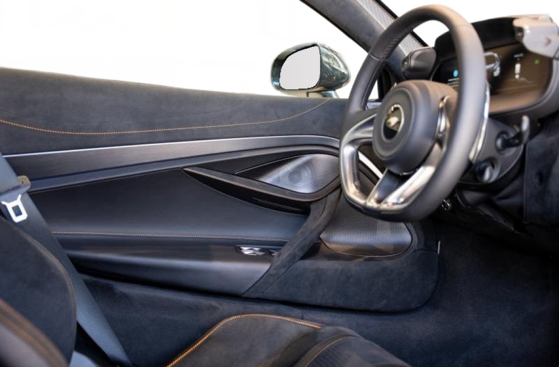 McLaren 750S Coupe - foto 8