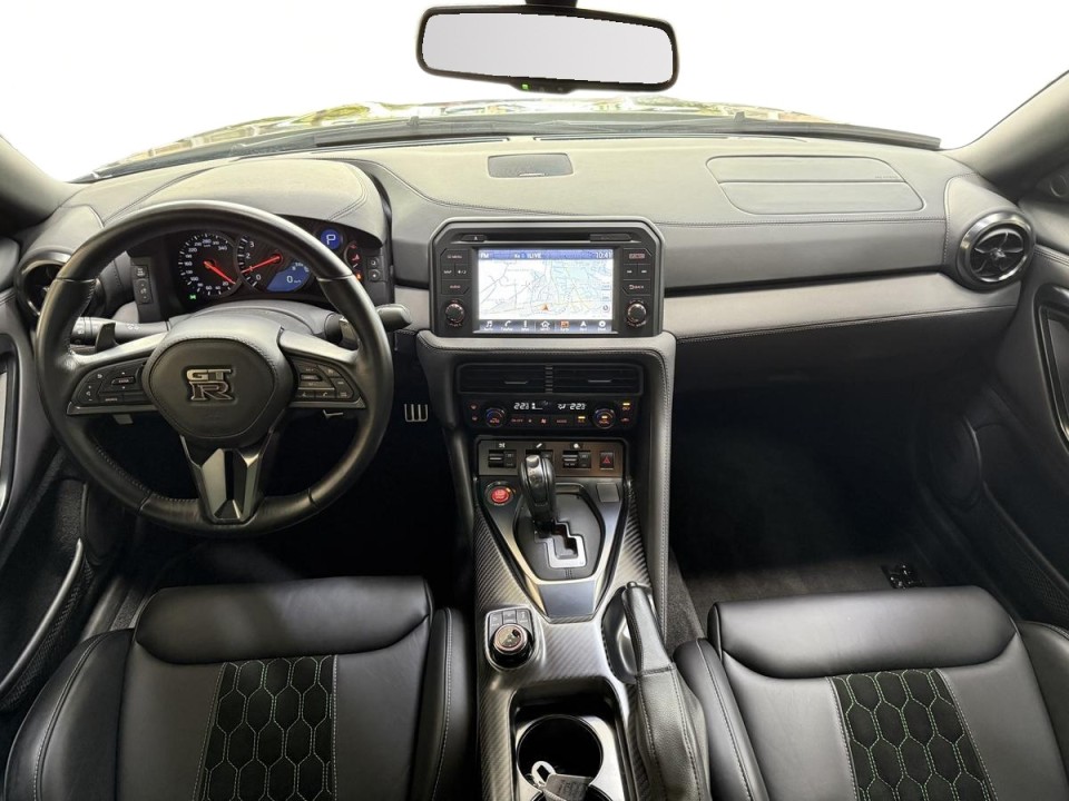 Nissan GT-R Prestige Edition - foto 13
