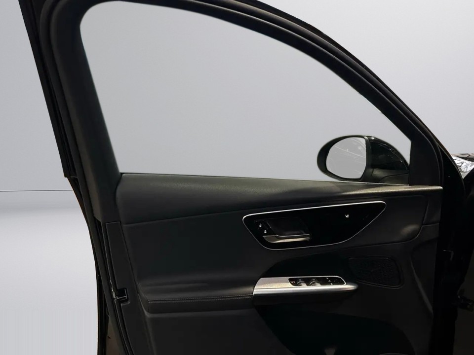 Mercedes-Benz GLC 300e 4MATIC Avantgarde - foto 10