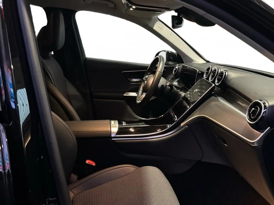 Mercedes-Benz GLC 300e 4MATIC Avantgarde - foto 8