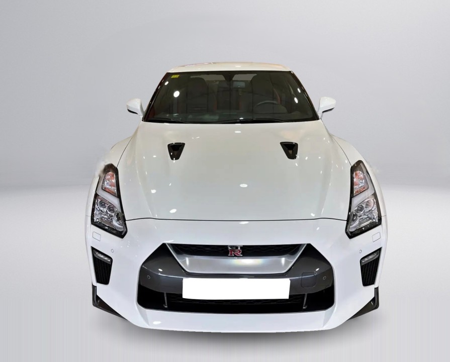 Nissan GT-R (3)