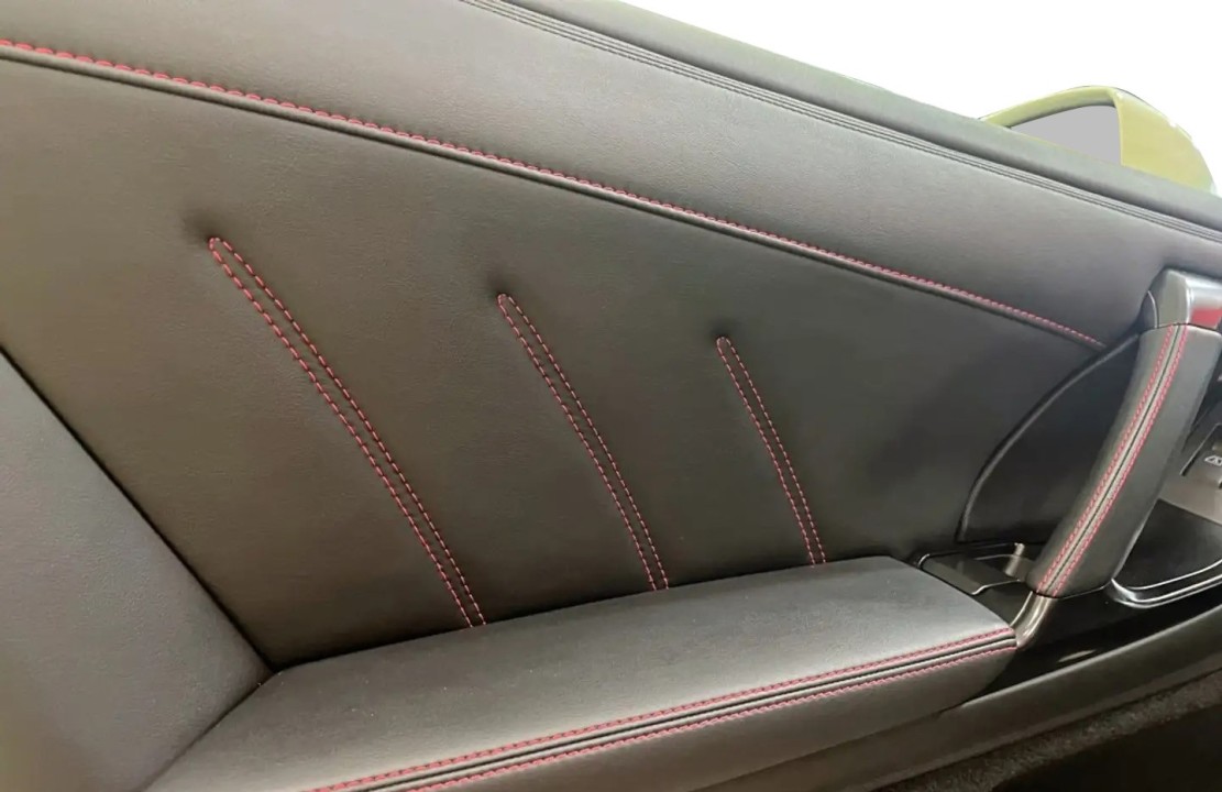 Nissan GT-R - foto 13