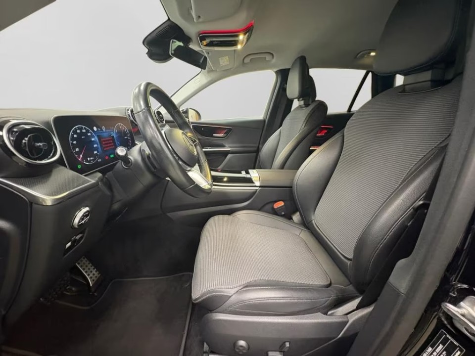 Mercedes-Benz GLC 300e 4MATIC Avantgarde - foto 11