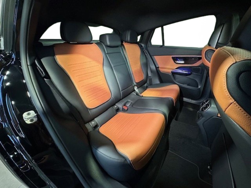 Mercedes-Benz GLC Coupé 300de 4MATIC AMG Line - foto 12