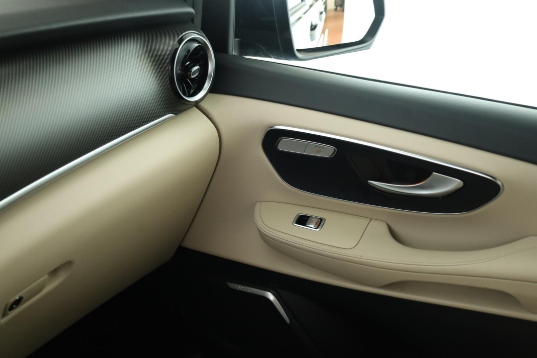 Mercedes-Benz V 300d 4MATIC Extralong Avantgarde - foto 20