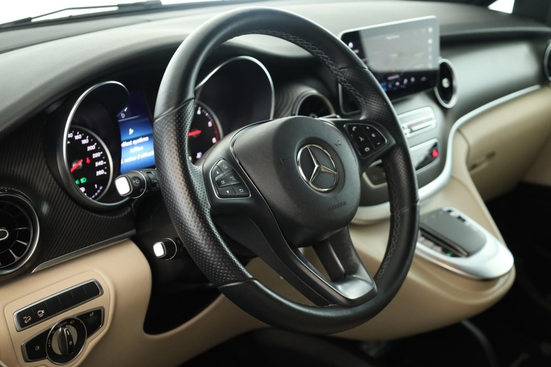 Mercedes-Benz V 300d 4MATIC Extralong Avantgarde - foto 16