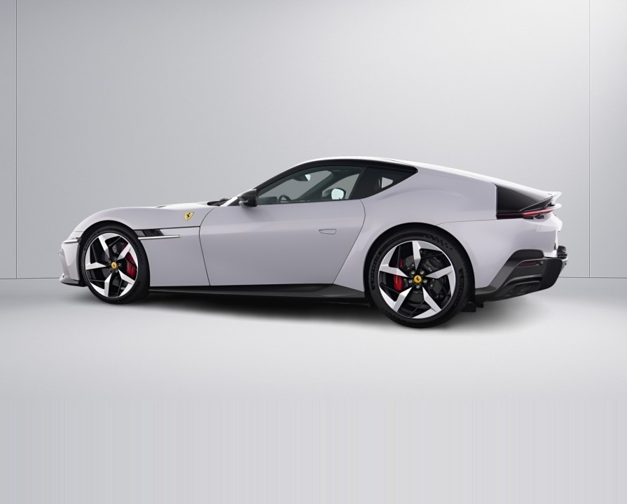 Ferrari 12Cilindri - foto 11