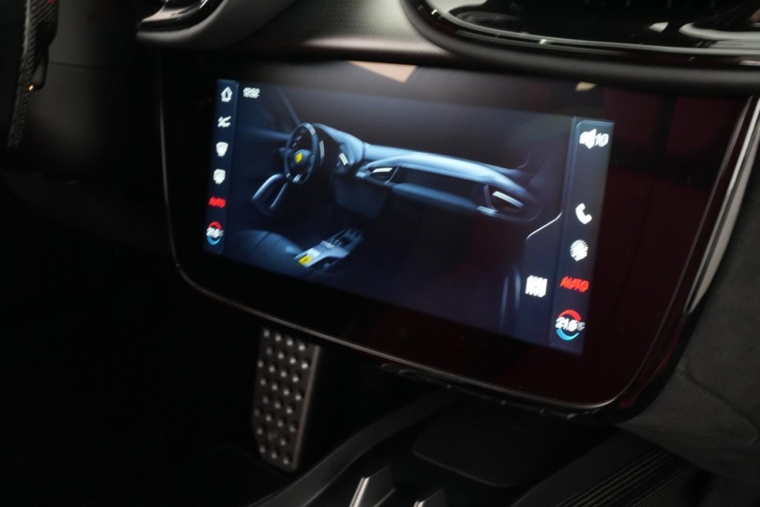 Ferrari 12Cilindri - foto 21