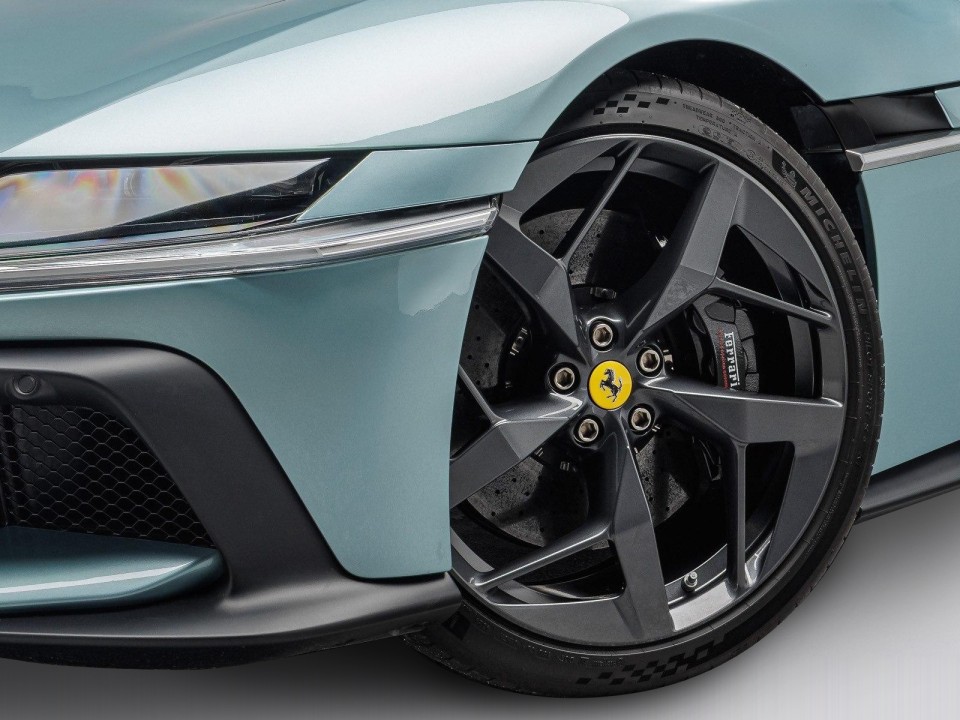 Ferrari 12Cilindri - foto 26