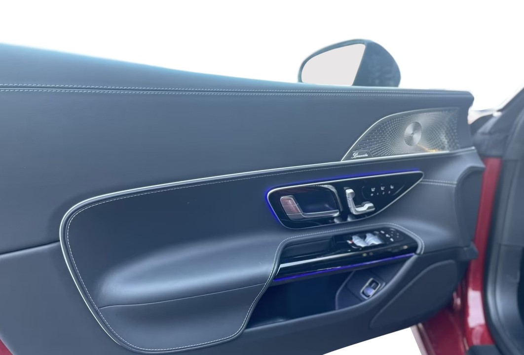 Mercedes-Benz SL 43 AMG - foto 16