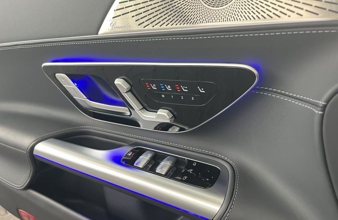 Mercedes-Benz SL 43 AMG - foto 30