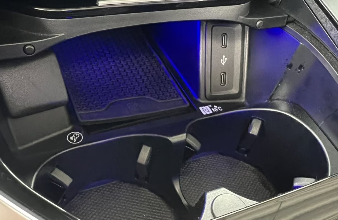 Mercedes-Benz SL 43 AMG - foto 25