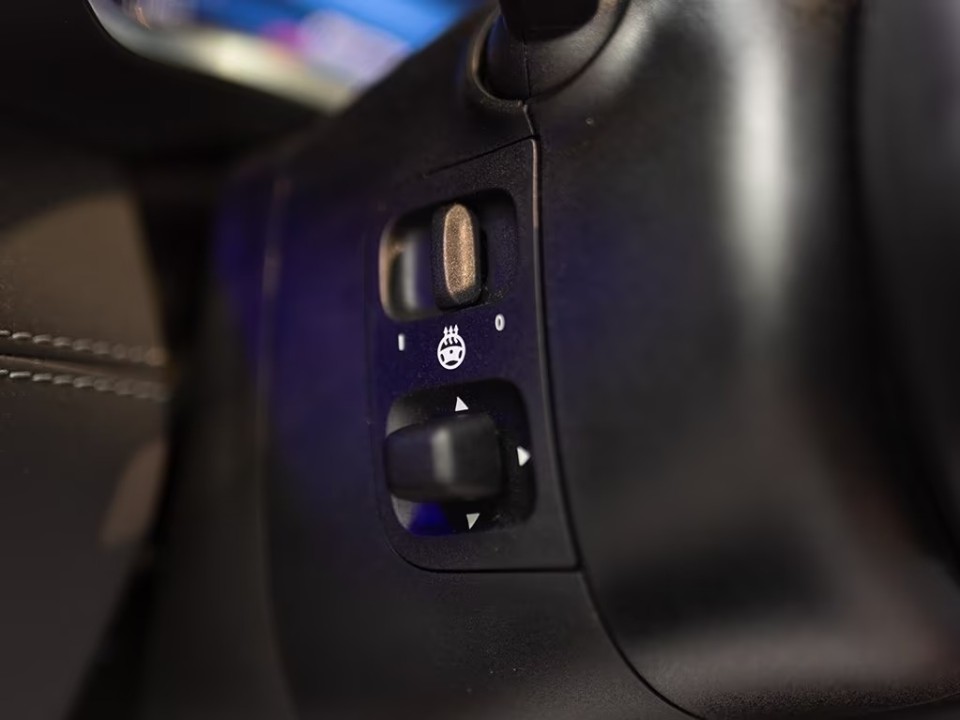 Mercedes-Benz SL 43 AMG - foto 13