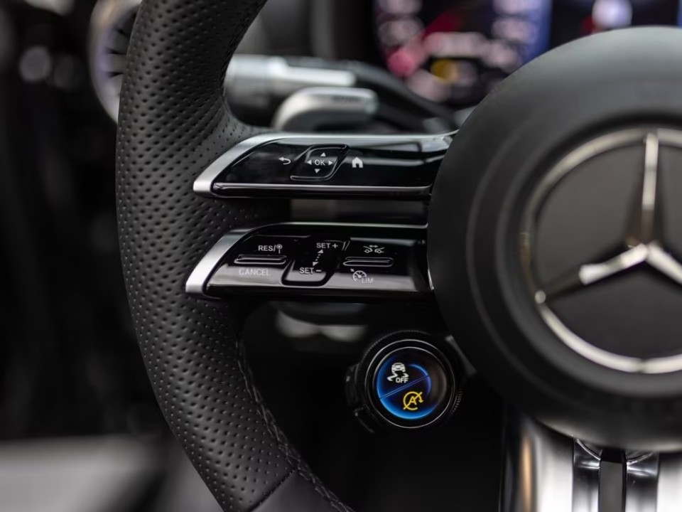 Mercedes-Benz SL 43 AMG - foto 11