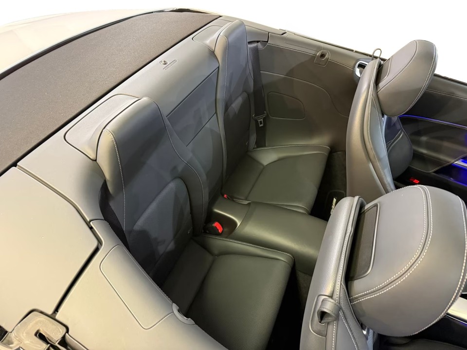 Mercedes-Benz SL 43 AMG - foto 16