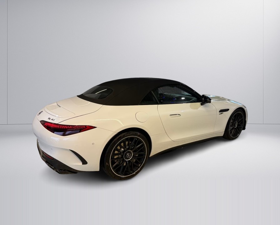 Mercedes-Benz SL 43 AMG (2)