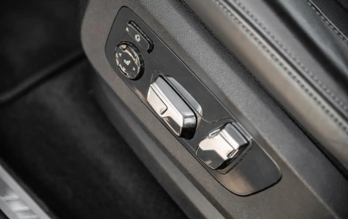 BMW X7 xDrive40d - foto 13