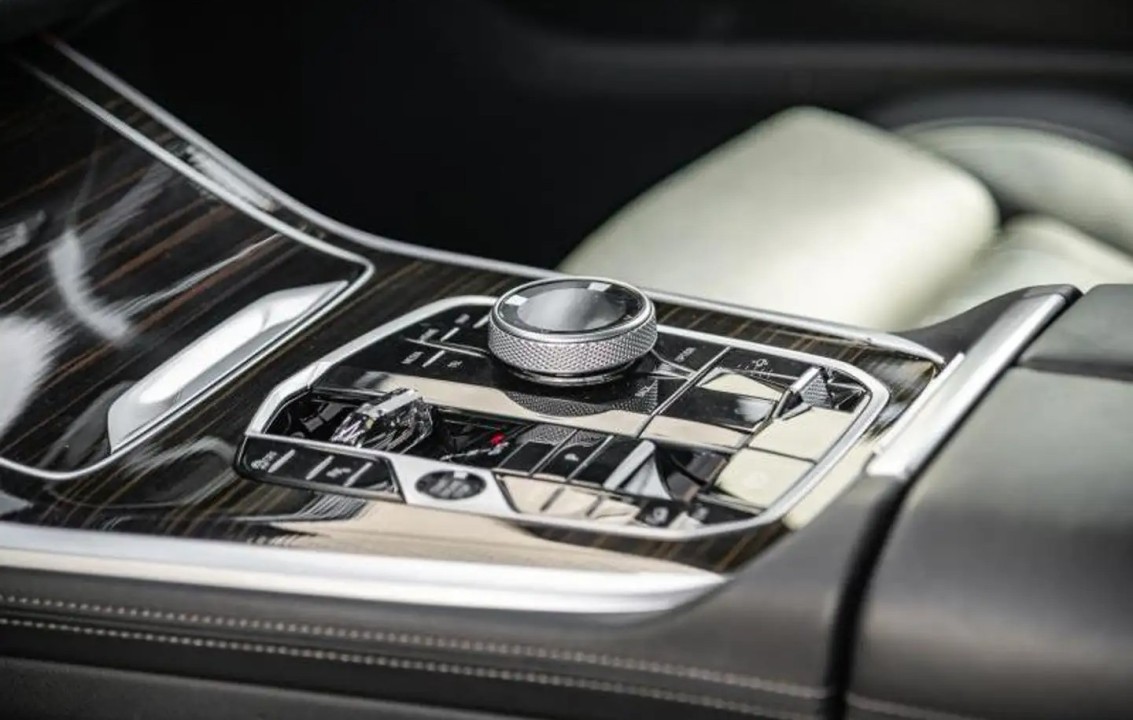 BMW X7 xDrive40d - foto 7