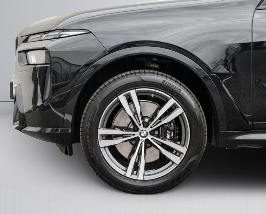 BMW X7 xDrive40d - foto 15
