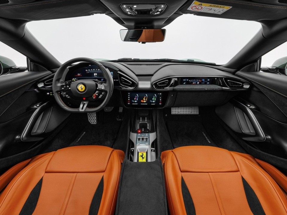 Ferrari 12Cilindri - foto 16