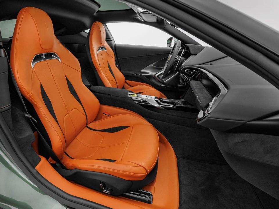 Ferrari 12Cilindri - foto 11