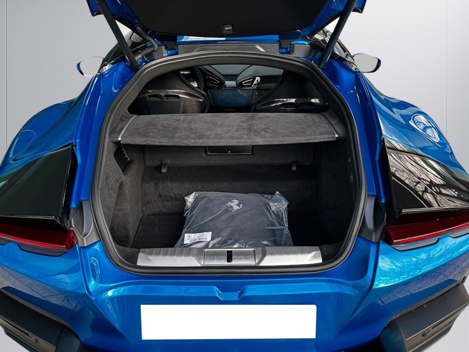 Ferrari 12Cilindri - foto 18