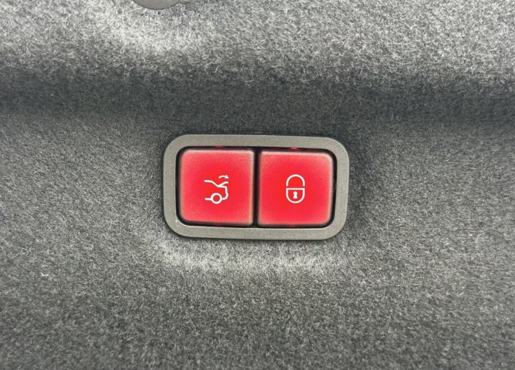 Mercedes-Benz SL 43 AMG - foto 19