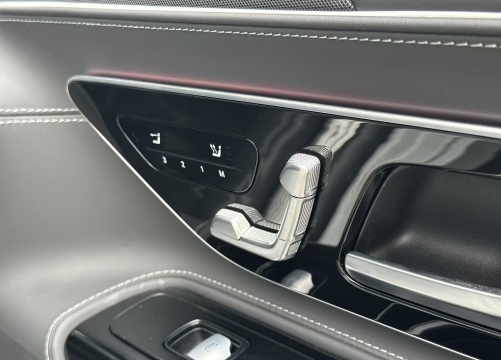 Mercedes-Benz SL 43 AMG - foto 17