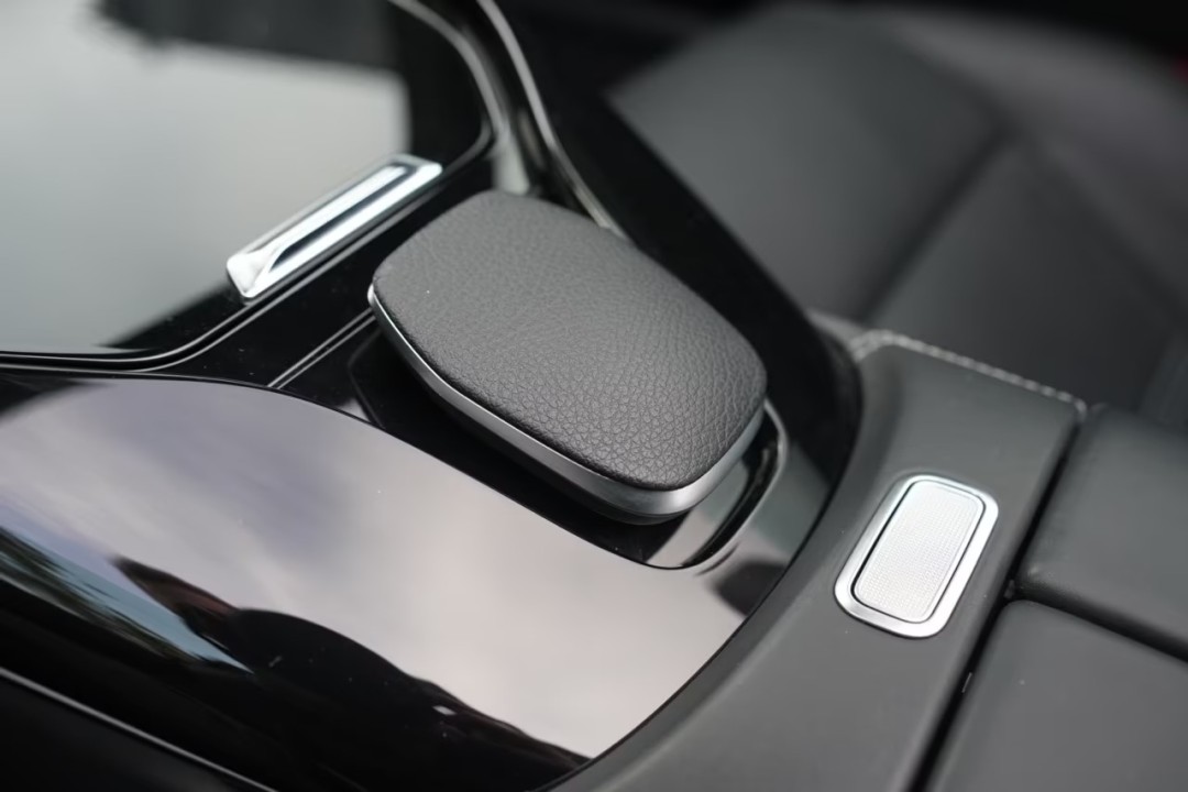 Mercedes-Benz SL 63 AMG - foto 20