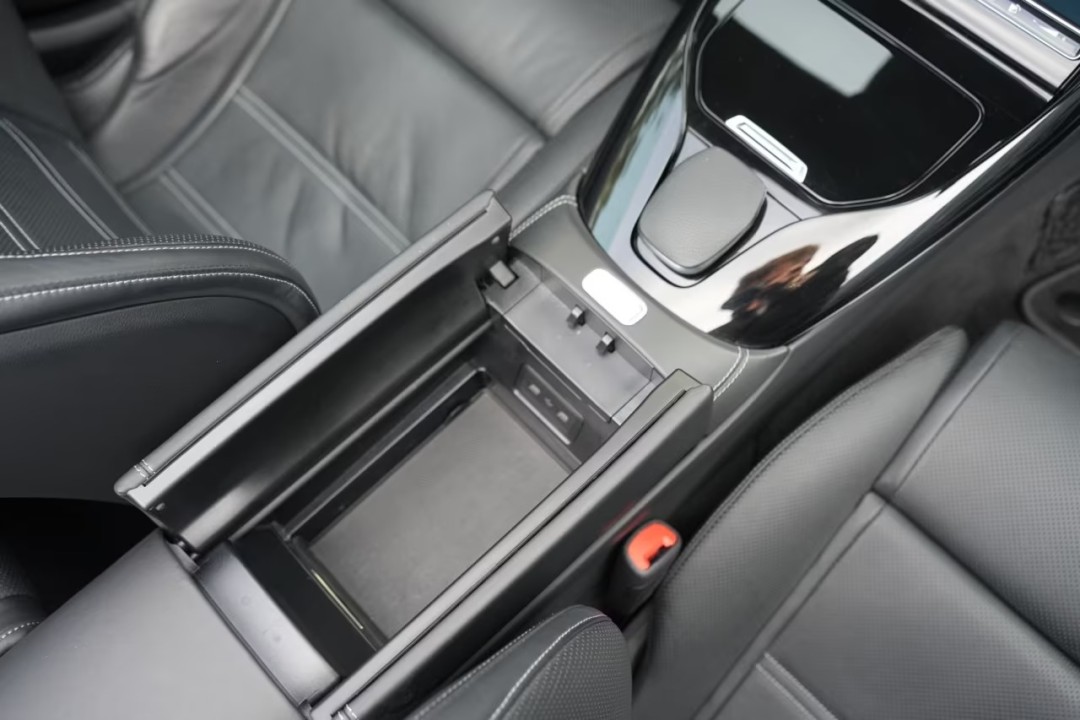 Mercedes-Benz SL 63 AMG - foto 19