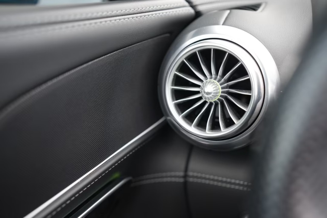 Mercedes-Benz SL 63 AMG - foto 35