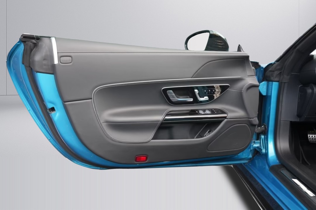 Mercedes-Benz SL 63 AMG - foto 40