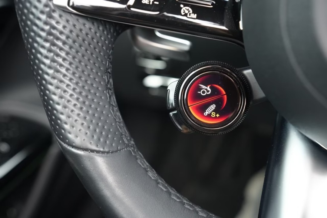 Mercedes-Benz SL 63 AMG - foto 14